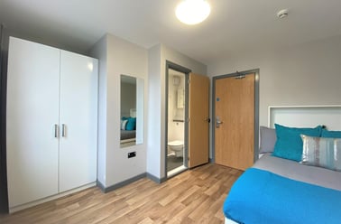 College Square East, Holylands, Belfast - Image 3